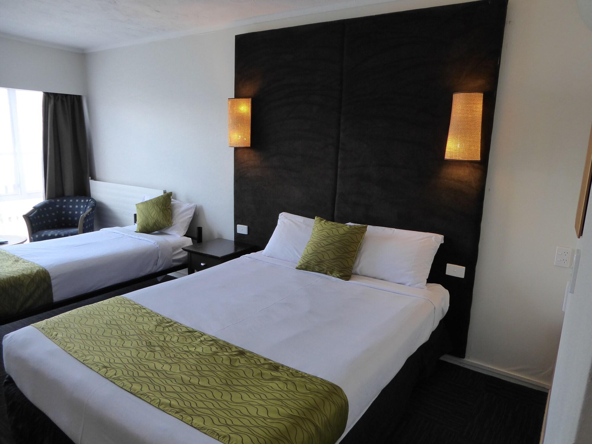 Four Canoes Hotel Роторуа Екстериор снимка