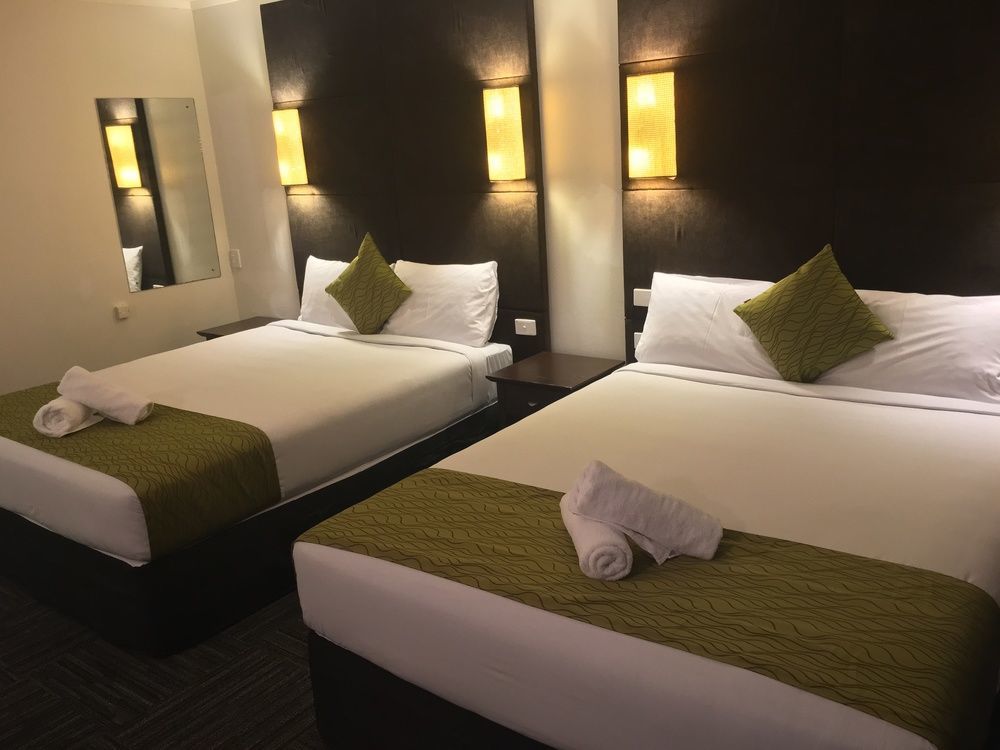 Four Canoes Hotel Роторуа Екстериор снимка