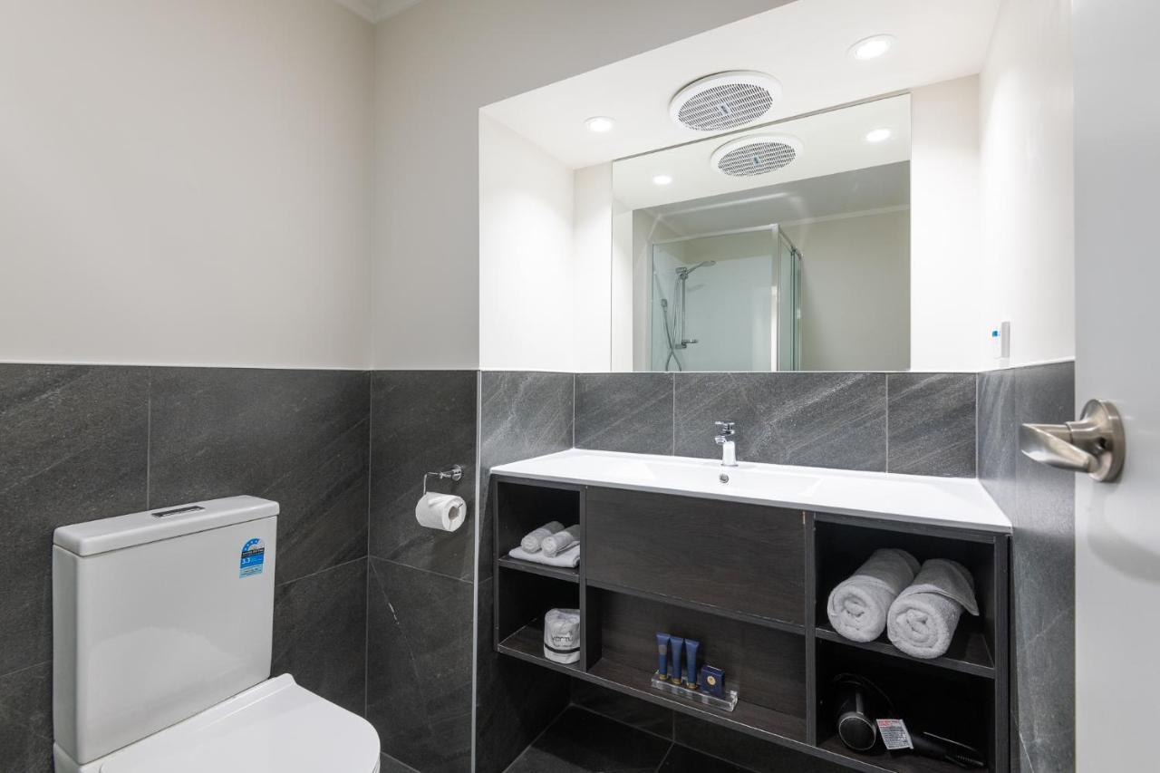 Four Canoes Hotel Роторуа Екстериор снимка